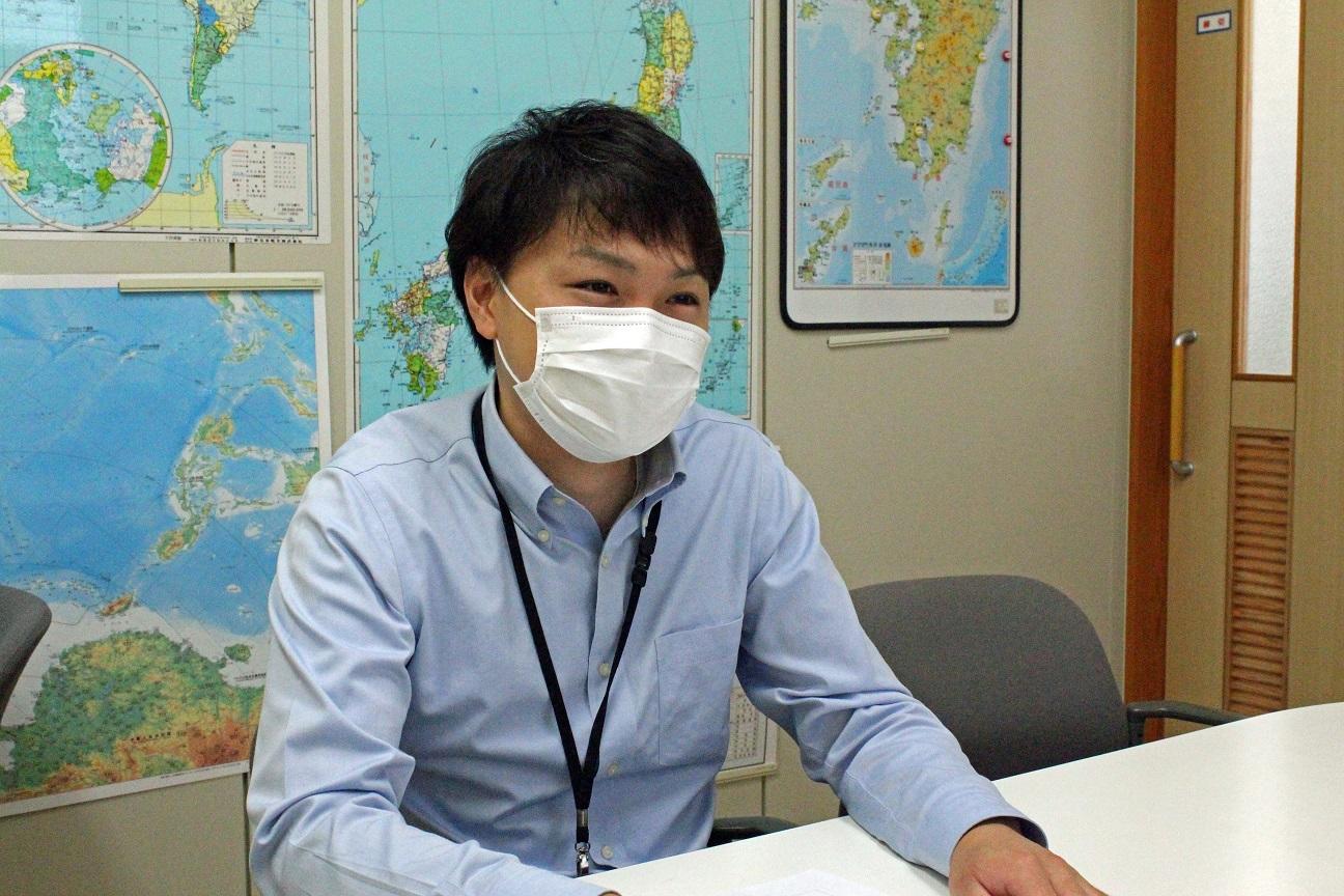 先輩職員のご紹介 １ 日向商工会議所 採用情報 宮崎県商工会議所連合会